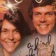 Der musikalische text BOAT TO SAIL von THE CARPENTERS ist auch in dem Album vorhanden A kind of hush (1976)