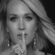 Der musikalische text CHURCH BELLS von CARRIE UNDERWOOD ist auch in dem Album vorhanden Storyteller (2015)