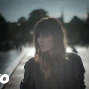 Der musikalische text QUESTIONS AND ANSWERS von LOU DOILLON ist auch in dem Album vorhanden Icu (2012)