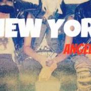 Der musikalische text NEW YORK von ANGEL HAZE ist auch in dem Album vorhanden New york ep (2012)