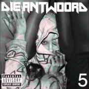 Der musikalische text ENTER THE NINJA (DJ FISH STICKS REMIX) von DIE ANTWOORD ist auch in dem Album vorhanden 5 ep (2010)