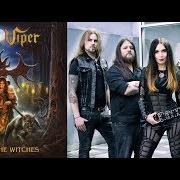 Der musikalische text SEE YOU IN HELL von CRYSTAL VIPER ist auch in dem Album vorhanden Queen of the witches (2017)