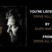 Der musikalische text PENNIES IN THE FOUNTAIN von GLEN HANSARD ist auch in dem Album vorhanden Drive all night (2013)