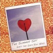 Der musikalische text LIGHTS von THE SUMMER SET ist auch in dem Album vorhanden Love the love you have (2007)