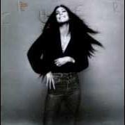 Der musikalische text KNOCK ON WOOD von CHER ist auch in dem Album vorhanden I'd rather believe in you (1976)