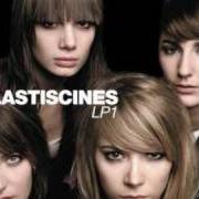 Der musikalische text POP IN , POP OUT ! von PLASTISCINES ist auch in dem Album vorhanden Lp1 (2007)