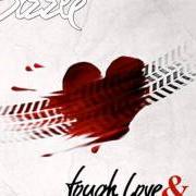 Der musikalische text THIS AIN'T LOVE von BIZZLE ist auch in dem Album vorhanden Tough love & parables (2011)