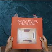 Der musikalische text LATE NIGHT TALKING von HARRY STYLES ist auch in dem Album vorhanden Harry's house (2022)