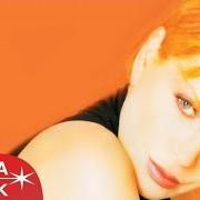 Der musikalische text KIMLER GELDI KIMLER GEÇTI von AJDA PEKKAN ist auch in dem Album vorhanden Diva (2000)