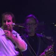 Der musikalische text PATRICIA THE STRIPPER von CHRIS DE BURGH ist auch in dem Album vorhanden High on emotion - live from dublin (1990)