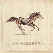 Der musikalische text THE WINDING STAIR MOUNTAIN BLUES von TURNPIKE TROUBADOURS ist auch in dem Album vorhanden A long way from your heart (2017)