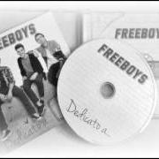 Der musikalische text NON POSSO FARE A MENO DI TE von FREEBOYS ist auch in dem Album vorhanden Dedicato a... (2014)