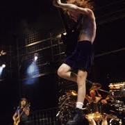 Der musikalische text FIRE YOUR GUNS von AC/DC ist auch in dem Album vorhanden Live (1992)