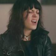 Der musikalische text SOUL ON FIRE von THE LAST INTERNATIONALE ist auch in dem Album vorhanden Soul on fire (2019)