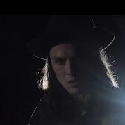 Der musikalische text SPARKS von JAMES BAY ist auch in dem Album vorhanden Hold back the river (2014)