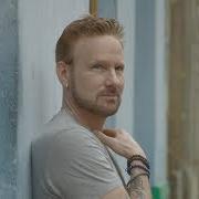 Der musikalische text ANOTHER DECEMBER von COREY HART ist auch in dem Album vorhanden Dreaming time again (2019)