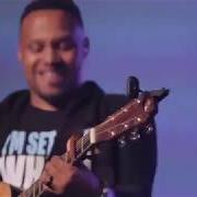 Der musikalische text YOUR GREAT NAME (FEAT. NICOLE HARRIS) von TODD DULANEY ist auch in dem Album vorhanden To africa with love (live) (2019)