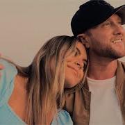 Der musikalische text SHE HAD ME AT HEAD'S CAROLINA von COLE SWINDELL ist auch in dem Album vorhanden Stereotype (2022)