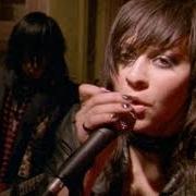 Der musikalische text OUT OF MY WAY von DAMONE ist auch in dem Album vorhanden Out here all night (2006)