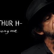 Der musikalische text L'ANONYME von ARTHUR H ist auch in dem Album vorhanden L'anonyme (2024)