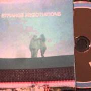 Der musikalische text PEOPLE von DAVID BAZAN ist auch in dem Album vorhanden Strange negotiations (2011)