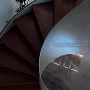 Der musikalische text STARS ON THE ROOF von LARRY JUNE ist auch in dem Album vorhanden Spiral staircases (2026)