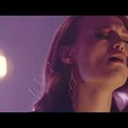 Der musikalische text BLACKOUT von FREYA RIDINGS ist auch in dem Album vorhanden Live at st pancras old church (2017)