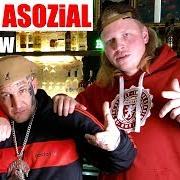 Der musikalische text DISKOAIDS von FINCH ASOZIAL ist auch in dem Album vorhanden Dorfdisko (2019)