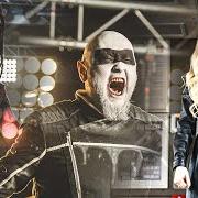 Der musikalische text UNDEAD FOREVER von HÄMATOM ist auch in dem Album vorhanden Pin me down (2023)