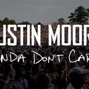 Der musikalische text MIDDLE CLASS MONEY von JUSTIN MOORE ist auch in dem Album vorhanden Kinda don't care (2016)