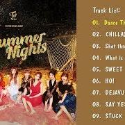 Der musikalische text WHAT IS LOVE? von TWICE ist auch in dem Album vorhanden Summer nights (2018)