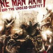 Der musikalische text HAIL THE KING von ONE MAN ARMY AND THE UNDEAD QUARTET ist auch in dem Album vorhanden Error in evolution (2007)