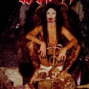 Der musikalische text BLACK MUMMY (LIVE 1980) von DEATH SS ist auch in dem Album vorhanden ...In death of steve sylvester (1988)