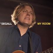 Der musikalische text WAIT von TY SEGALL ist auch in dem Album vorhanden Three bells (2024)