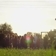 Der musikalische text DER ALTE MANN UND DAS LEERGUT von HENNING WEHLAND ist auch in dem Album vorhanden Der letzte an der bar (2017)