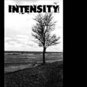 Der musikalische text WALLS OF FEAR von INTENSITY ist auch in dem Album vorhanden Wash off the lies (2000)