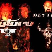 Der musikalische text TIRO DE MIERDA von REYTORO ist auch in dem Album vorhanden Reytoro (2003)