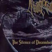 Der musikalische text UNDER THE AUTUMN TREE von DEINONYCHUS ist auch in dem Album vorhanden The silence of december (1995)