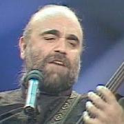 Der musikalische text MOURIR AUPRES DE MON AMOUR von DEMIS ROUSSOS ist auch in dem Album vorhanden Programme plus (1978)