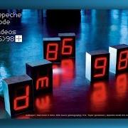 Der musikalische text WORLD IN MY EYES von DEPECHE MODE ist auch in dem Album vorhanden The singles 86-98 (1998)