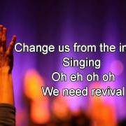 Der musikalische text WHAT AN AWESOME GOD von SOULFIRE REVOLUTION ist auch in dem Album vorhanden Revival (2013)
