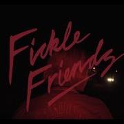 Der musikalische text SAN FRANCISCO von FICKLE FRIENDS ist auch in dem Album vorhanden Broken sleep (2018)