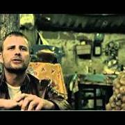 Der musikalische text EVERY MILE A MEMORY von DIERKS BENTLEY ist auch in dem Album vorhanden Long trip alone (2006)