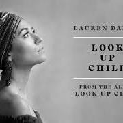 Der musikalische text TURN YOUR EYES UPON JESUS von LAUREN DAIGLE ist auch in dem Album vorhanden Look up child (2018)