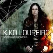 Der musikalische text MÃE D'ÁGUA von KIKO LOUREIRO ist auch in dem Album vorhanden Sounds of innocence (2013)