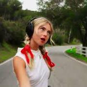 Der musikalische text CRAZY BITCH SONG von CLAIRE ROSINKRANZ ist auch in dem Album vorhanden Lucy (2025)