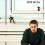 Der musikalische text KALTER KAFFEE von CLUESO ist auch in dem Album vorhanden Gute musik (2004)