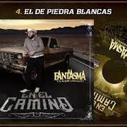 Der musikalische text TUS CARICIAS von EL FANTASMA ist auch in dem Album vorhanden En el camino (2017)