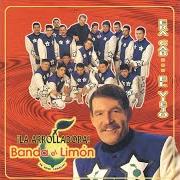 Der musikalische text ME VIERON LLORAR von LA ARROLLADORA BANDA EL LIMÓN DE RENE CAMACHO ist auch in dem Album vorhanden Era cabron el viejo (2000)