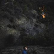 Der musikalische text BLACK FLOWERS von KEVIN MORBY ist auch in dem Album vorhanden Singing saw (2016)